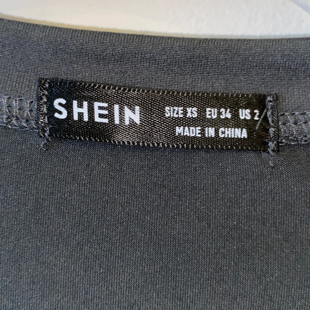 Skeleton Island Graphic Tee - Picture 3 of 5